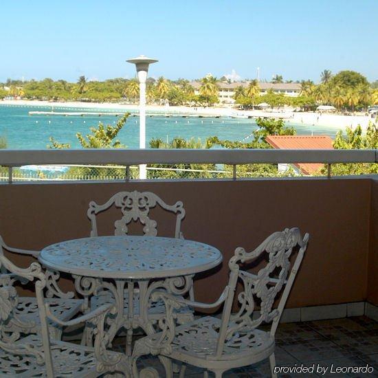 Condos At Fisherman'S Point Ocho Rios Exterior foto